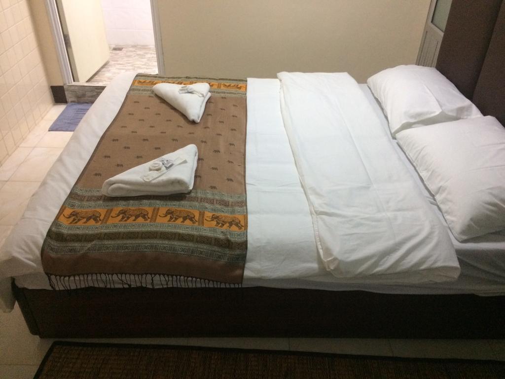 Jeesnail Guesthouse Bangkok Exterior photo