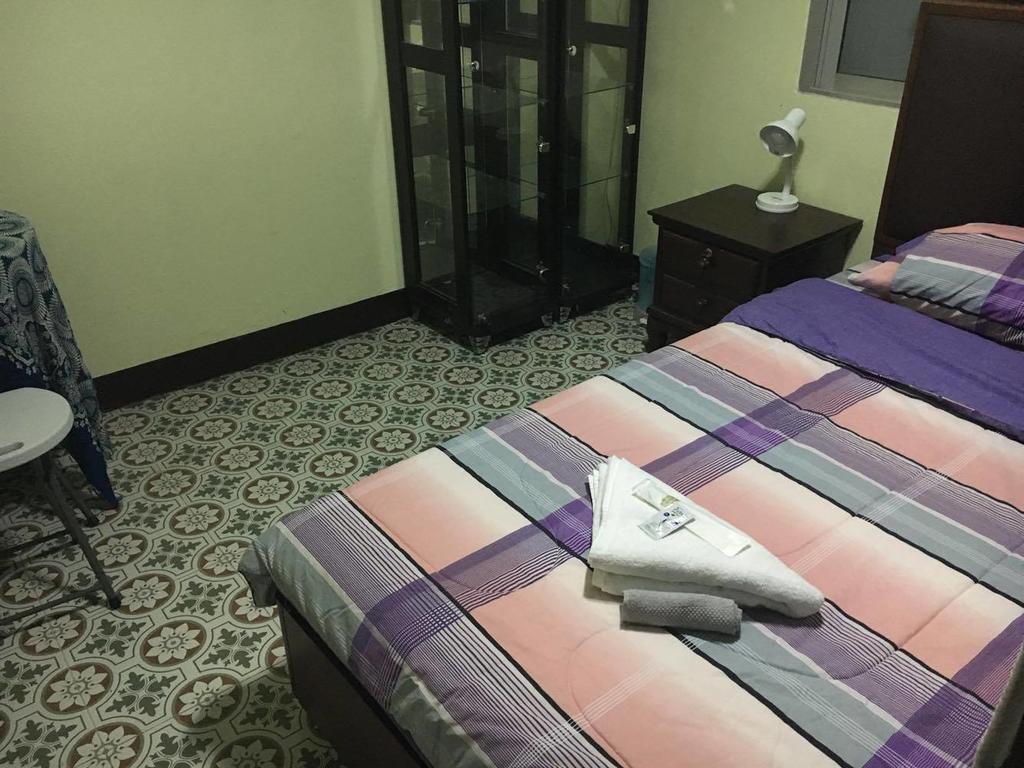 Jeesnail Guesthouse Bangkok Exterior photo